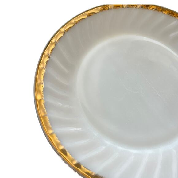 Mid Century Fire King Milk Glass Gold Trimmed Plate Oven Safe USA - Picture 6 of 10